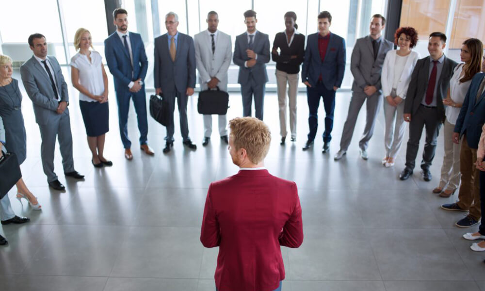 De Kracht van Inspirerend Leiderschap en Mentorschap: De Sleutel tot Succesvolle Teams en Individuen